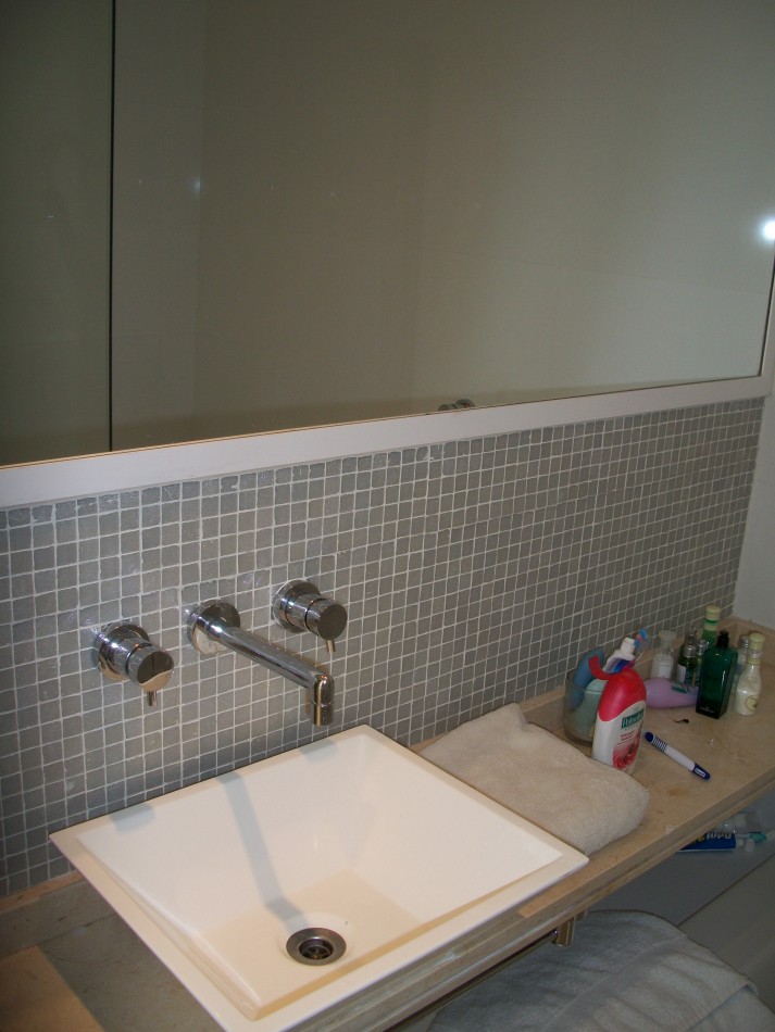 Excelente Monoambiente dividido. 8vo Piso contrafrente vistas abiertas. Se alquila amoblado. Edif con amenities