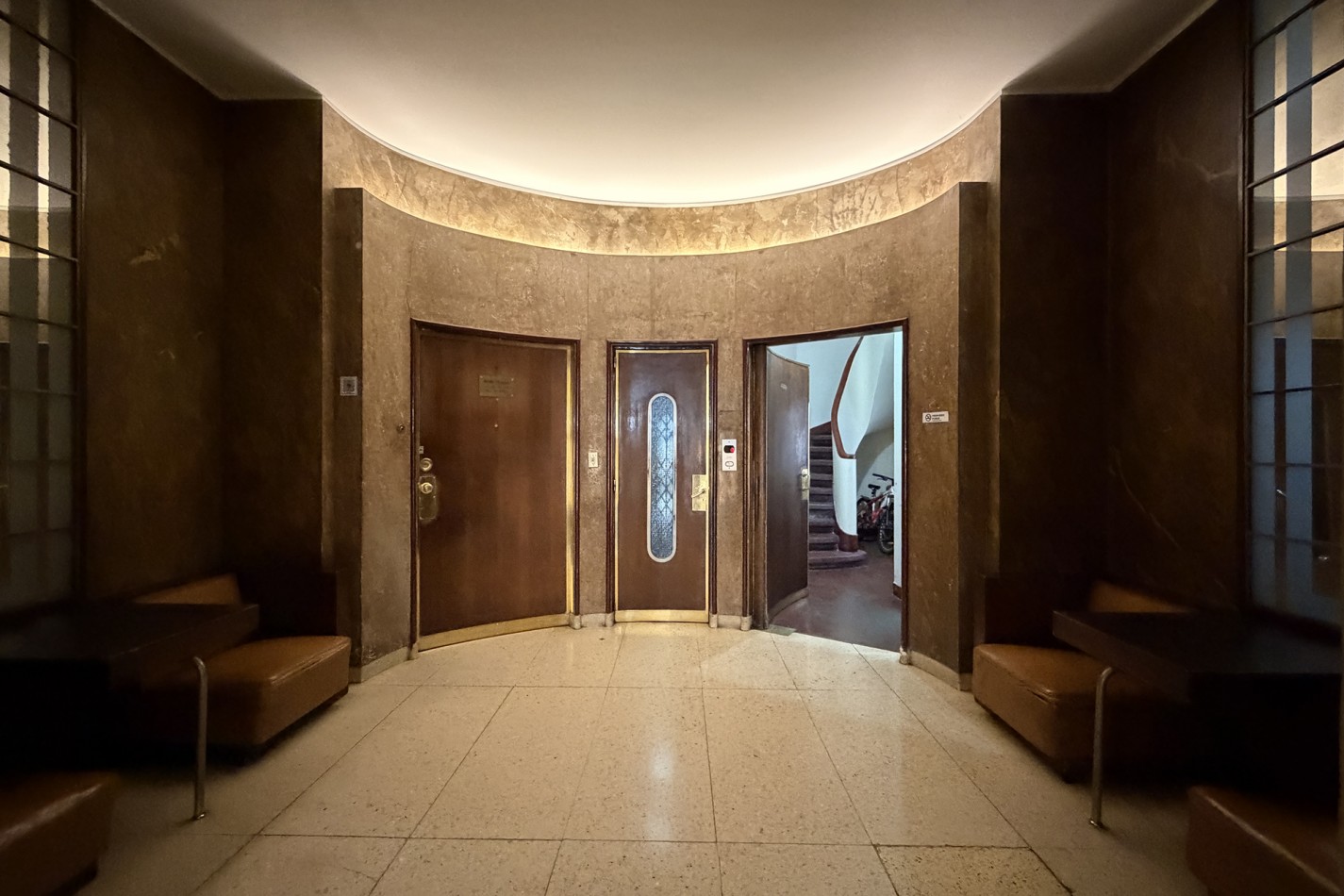 Venta- 3 Ambientes de 90 m² en Pleno Centro | Rodriguez Peña | Mucho Espacio para Vivir