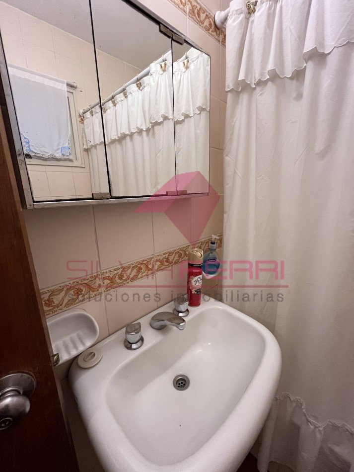 Apartamento en alquiler 3 amb en barrio norte. Se alquila amoblado por 2 años. A una cuadra estac subte D Pueyrredon