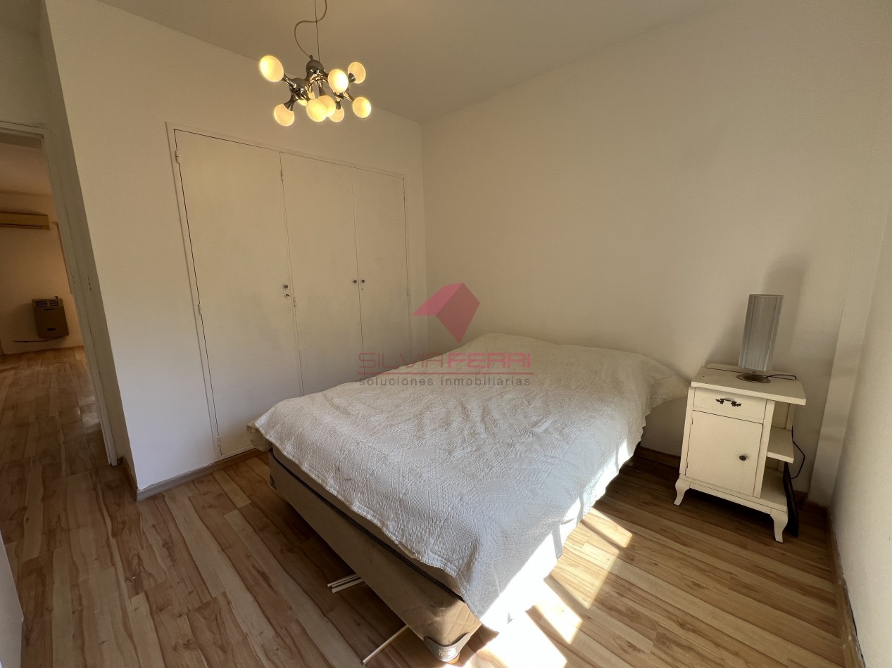 2 Ambientes - Apto Profesional y Apto Credito - Segundo Piso por Escalera