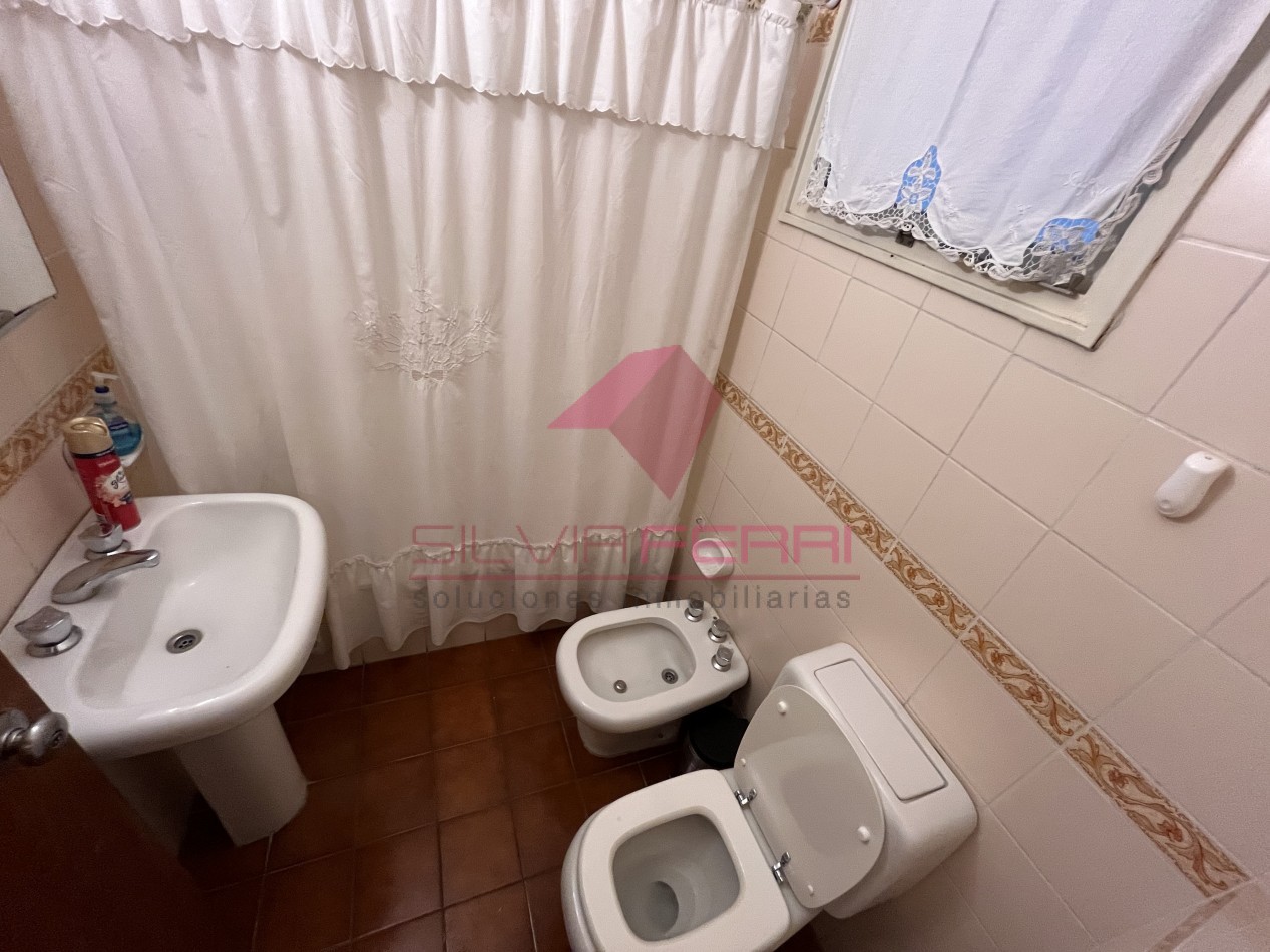 Apartamento en alquiler 3 amb en barrio norte. Se alquila amoblado por 2 años. A una cuadra estac subte D Pueyrredon