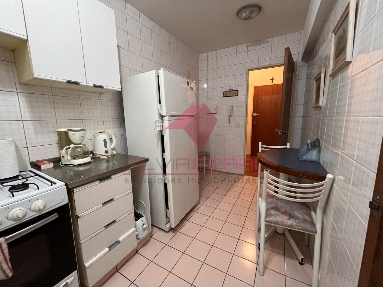 Apartamento en alquiler 3 amb en barrio norte. Se alquila amoblado por 2 años. A una cuadra estac subte D Pueyrredon