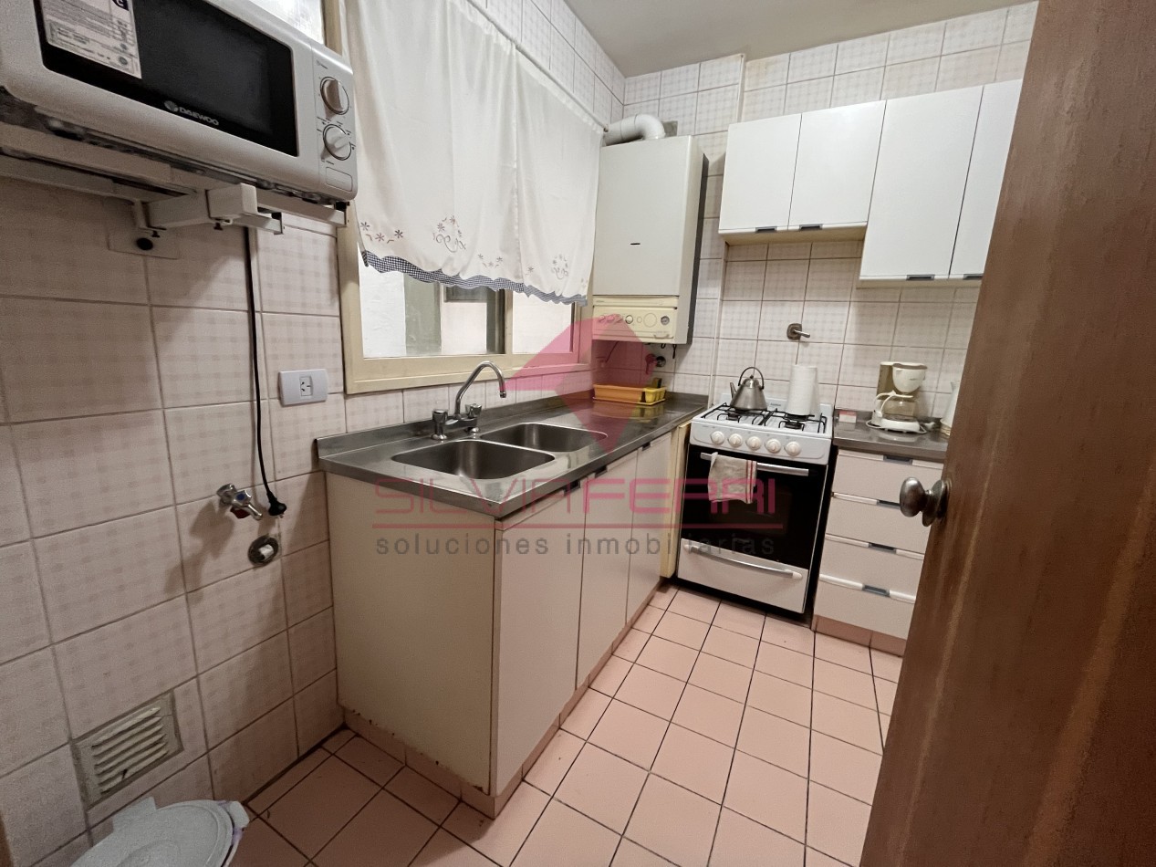 Apartamento en alquiler 3 amb en barrio norte. Se alquila amoblado por 2 años. A una cuadra estac subte D Pueyrredon