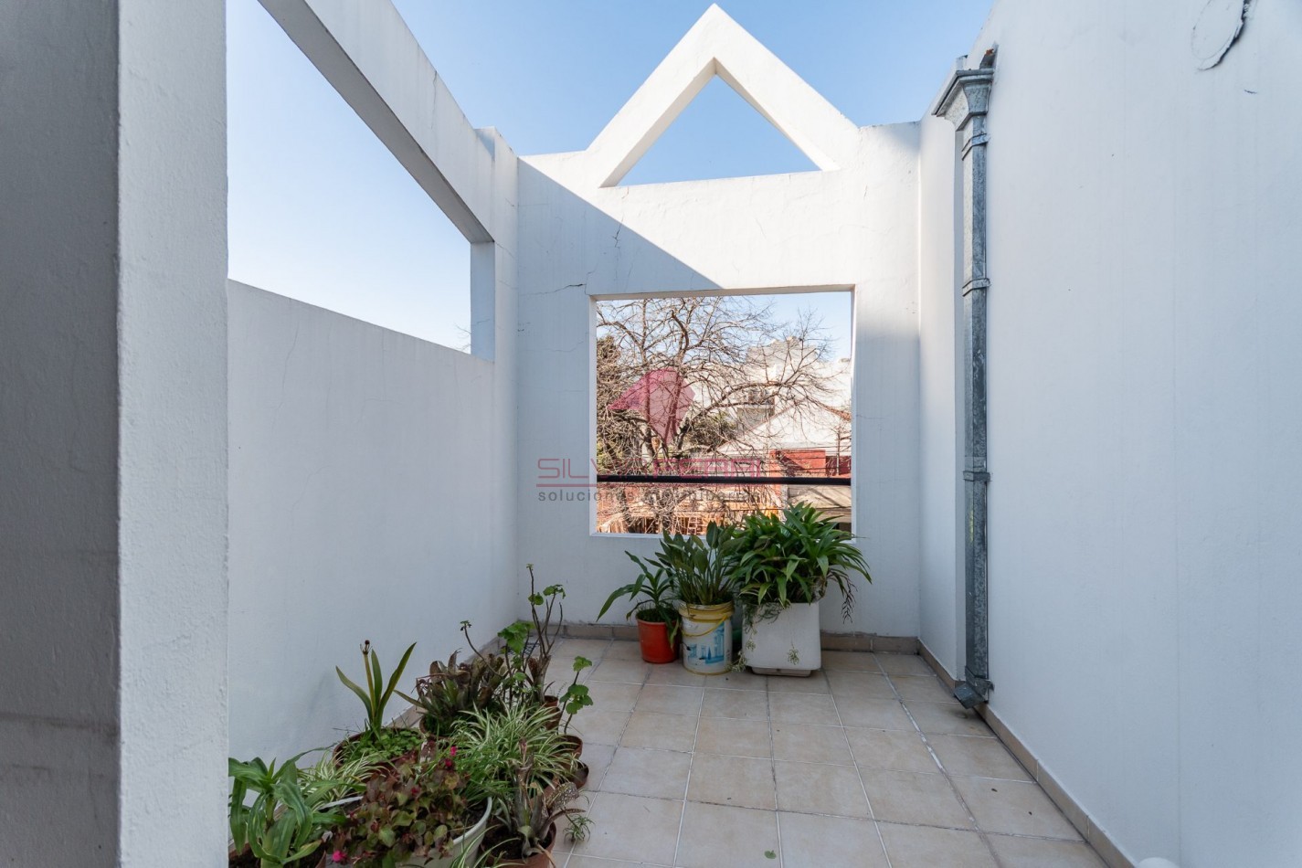 Venta 2 amb en duplex con balcon aterrazado y terraza propia en Villa Urquiza- Apto Credito 