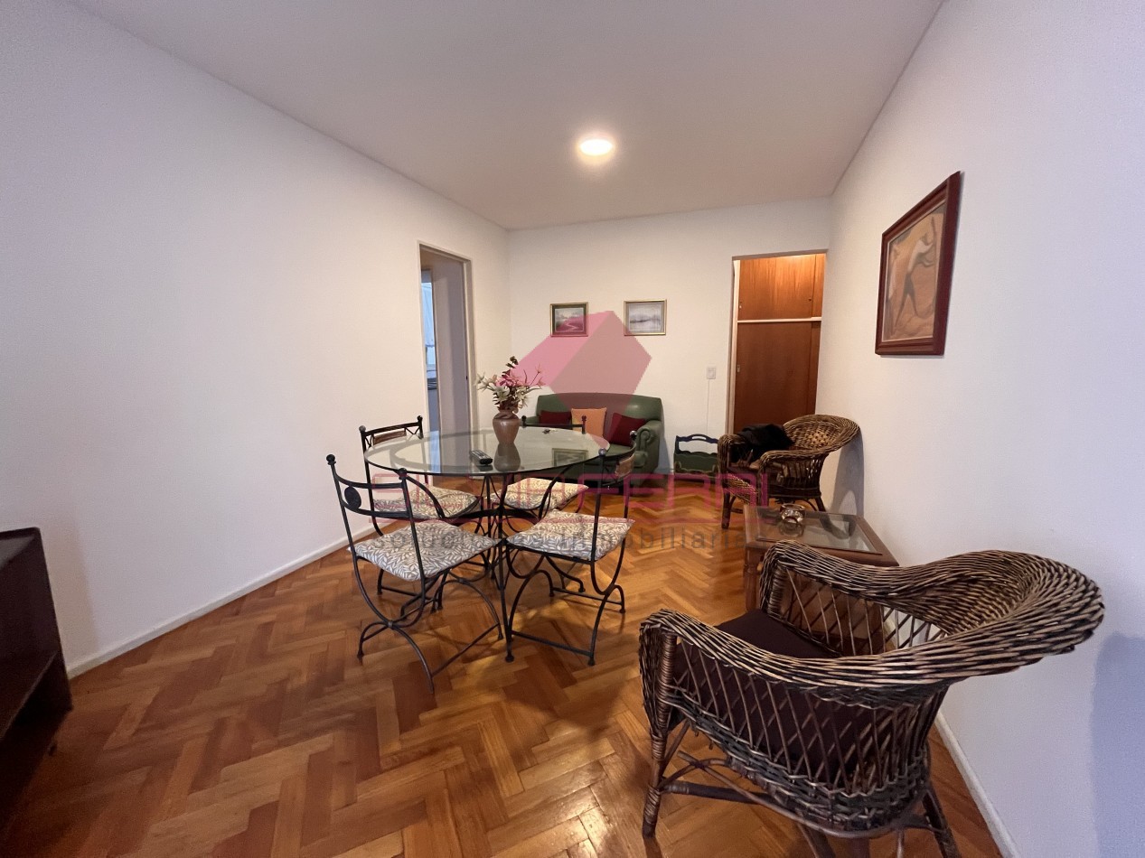 Apartamento en alquiler 3 amb en barrio norte. Se alquila amoblado por 2 años. A una cuadra estac subte D Pueyrredon