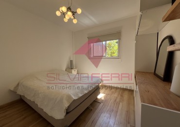 2 Ambientes - Apto Profesional y Apto Credito - Segundo Piso por Escalera